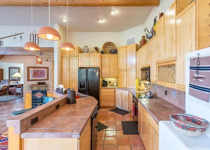 Castle Rock Abode *